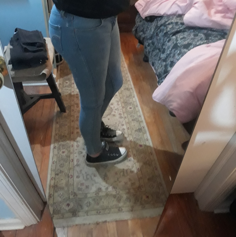 Levi 535 super skinny size 25